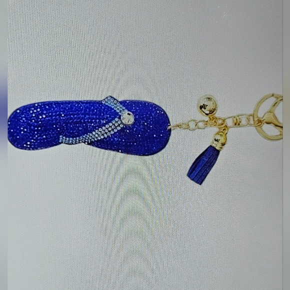 DIVAS LiMiTED Blue Rhinestone Key Holder - Picture 3 of 3